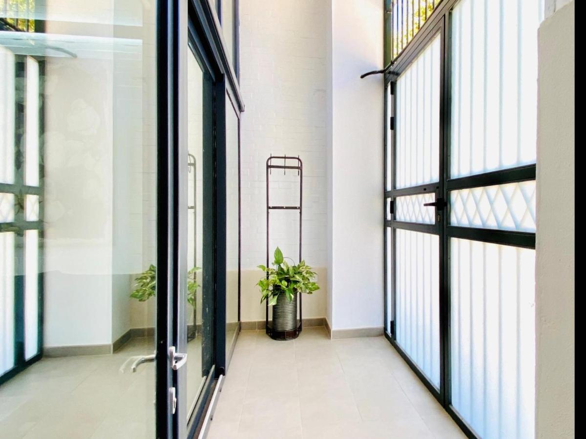 Tr1 Parking Incluido Loft Paseo Del Guadalquivir Apartment Seville Exterior photo